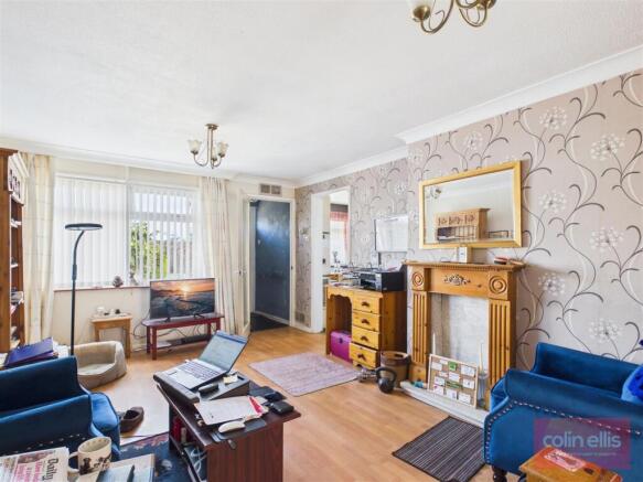 2 bed Semi-Detached for sale Image 5