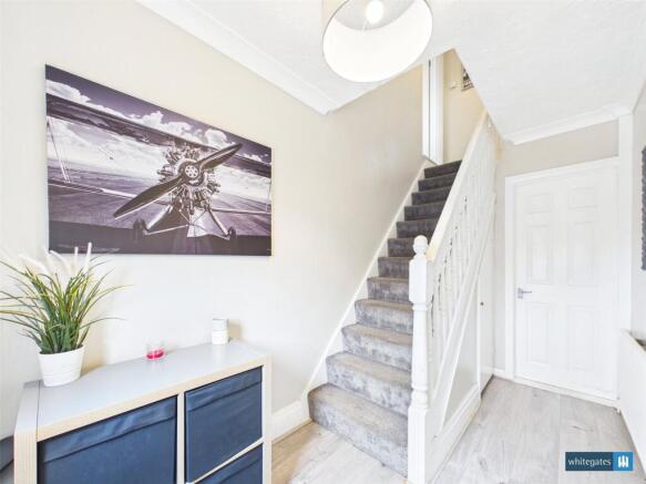 4 bed Semi-Detached for sale Image 5
