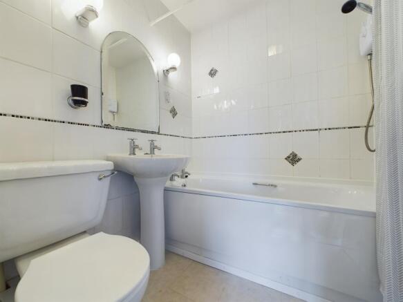 1 bed Flat to rent Image 5