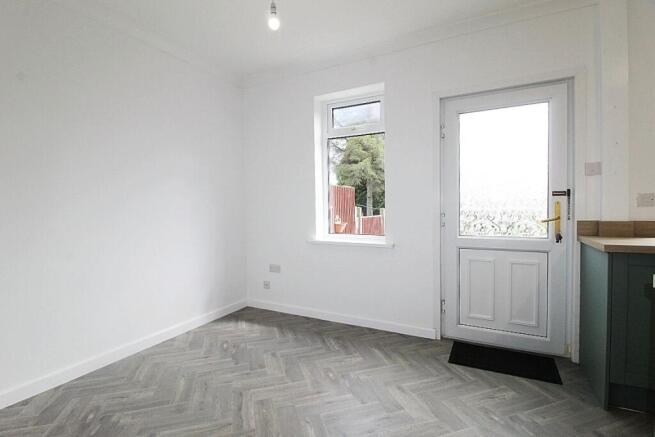 2 bed Semi-Detached for sale Image 8