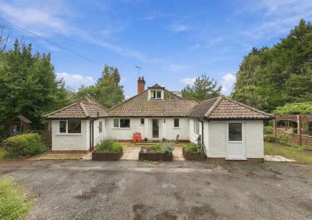 Sheepdrift Road, Bromeswell, IP12