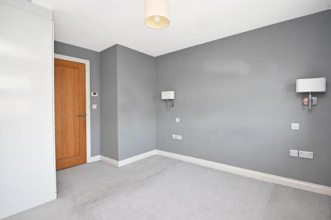 3 bed Semi-Detached for sale Image 9