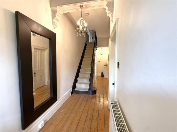 Hallway.jpg