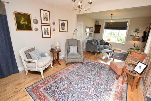lounge & living room
