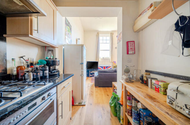 1430593-17-69ba99...