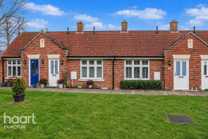 5, Poplar Cottages, High Street, Clacton-on-sea CO16 0EA
