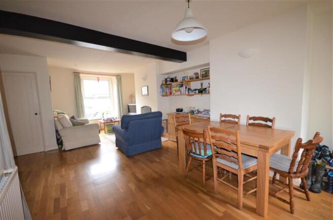 Sitting/Dining Room