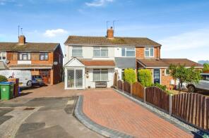 4, Bartlett Close, Tipton DY4 0BU