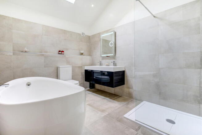 Master Ensuite