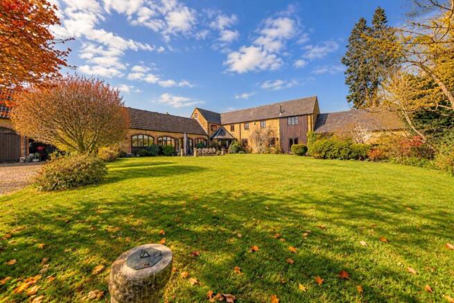 Boughton Grange, Northampton photo 3