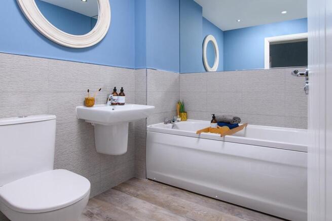 3 bed Semi-Detached for sale Image 11