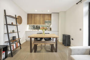 Flat 3, 81 Apex House, Camp Road, St. Albans AL1 5FU