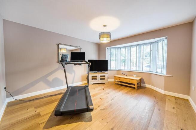 15a Brackley Road, Silverstone