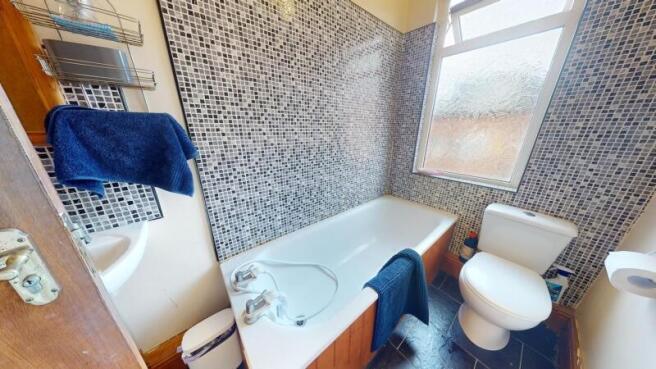 6 bed Terraced to rent Image 10