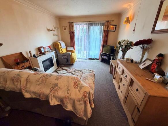 2 barton lodge lounge.jpg