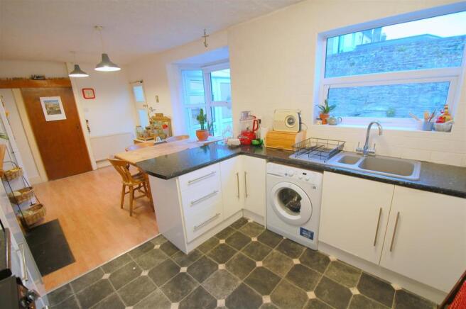 Kitchen/Breakfast Ro