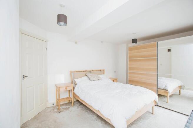 1 bed Apartment for sale Image 4