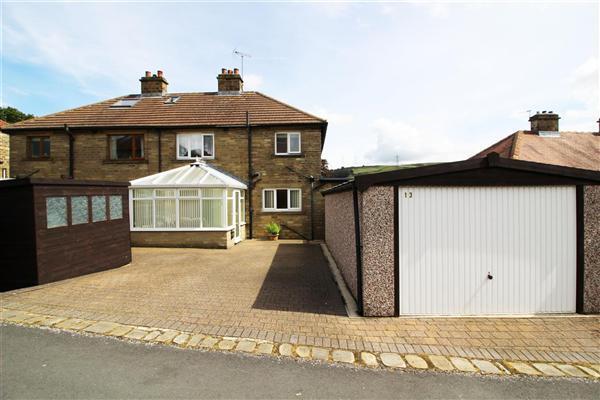 Detached Garage