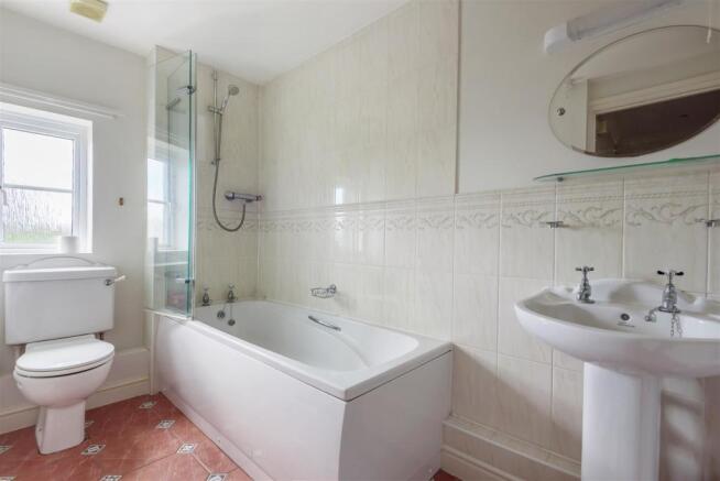 Family bathroom