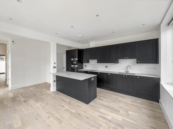 Clifton Road, Kingston Upon Thames, KT2 photo 4