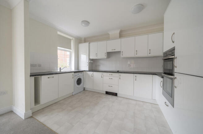 1304109-7-68432f6...