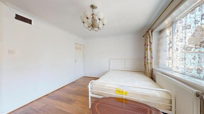 Bedroom 1b