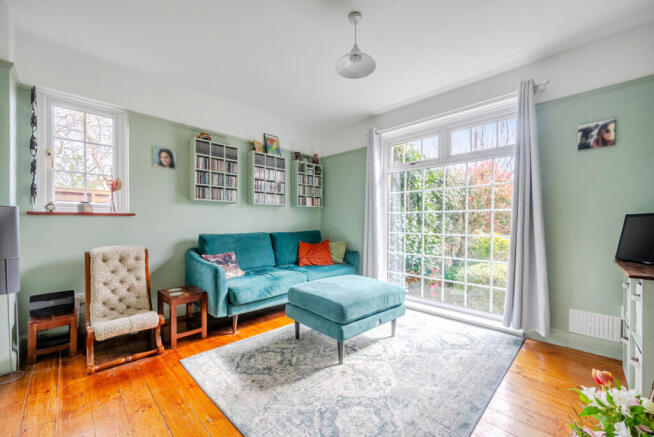 1433081-19-69c3c8...