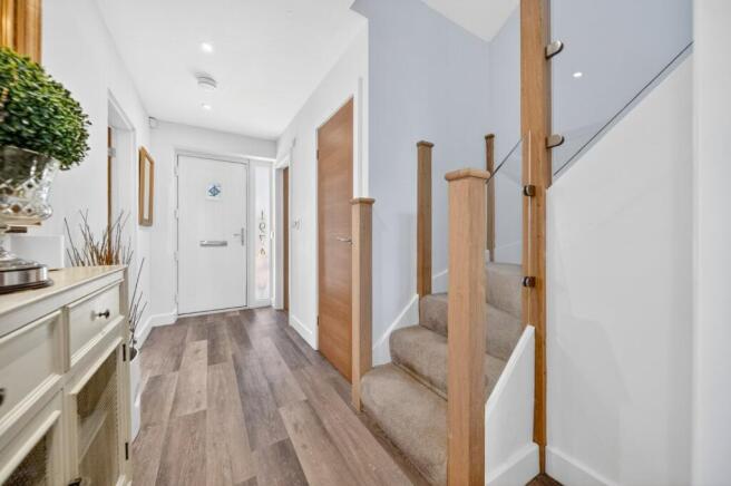 4 bed Detached for sale Image 12