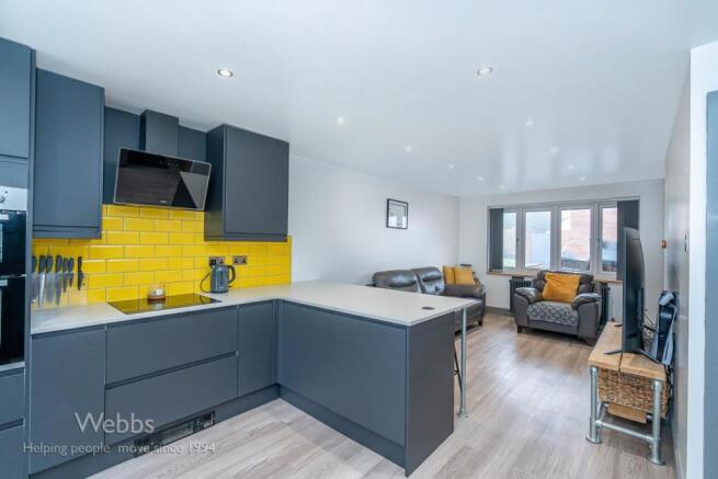 kitchen and lounge