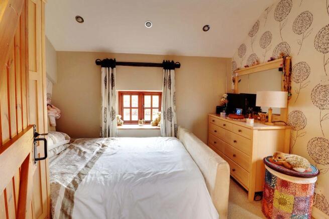 Bedroom 1 (Double with Ensuite)