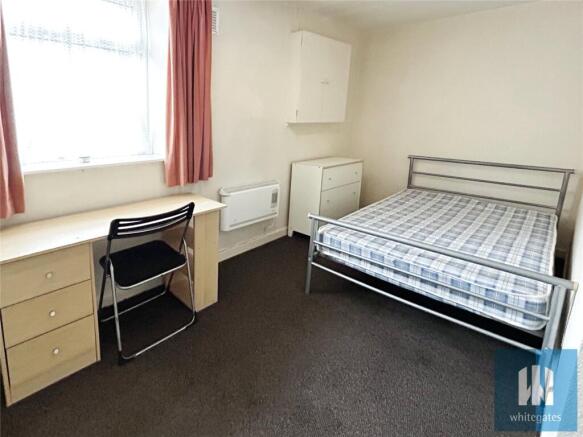 4 bed Terraced to rent Image 4