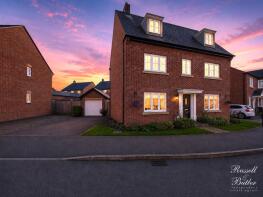 55, Pillow Way, Buckingham MK18 7RT