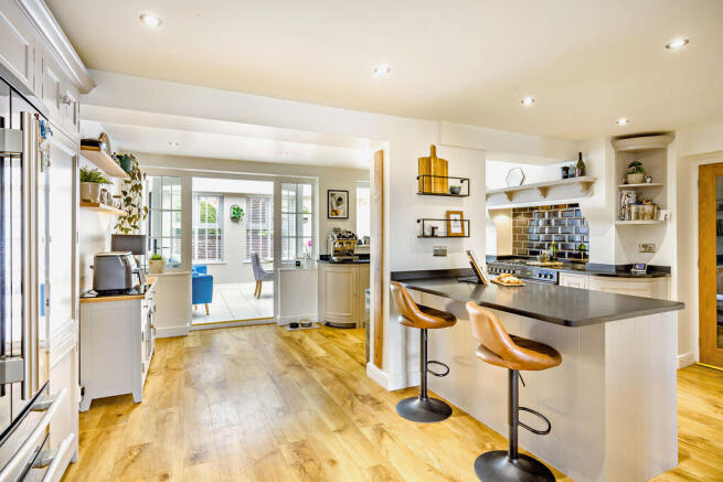 Kitchen/Breakfast Room