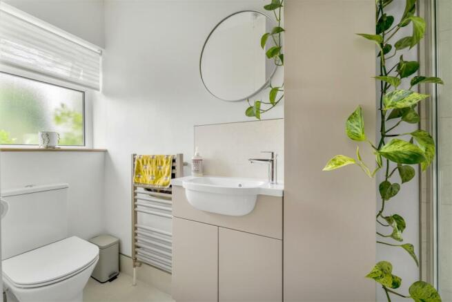 Ensuite.jpg
