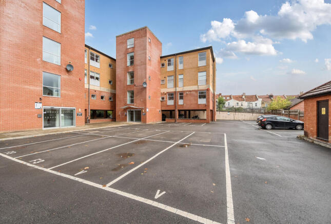 1348231-19-68b96b...