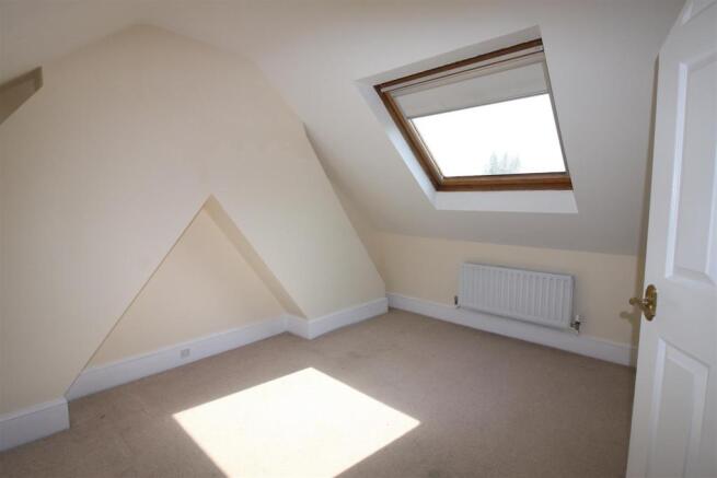 29 Bedford Rd; bed 3