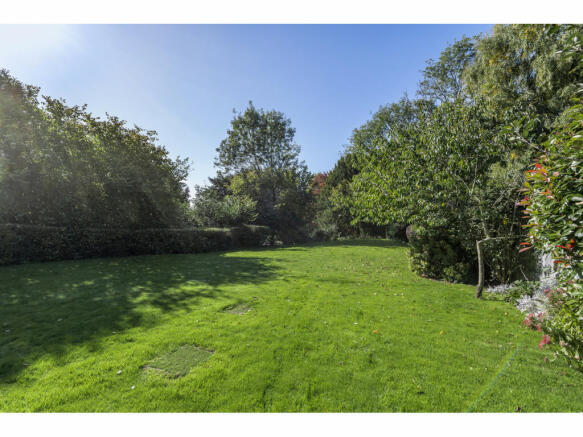 Warren Cottage rear garden
