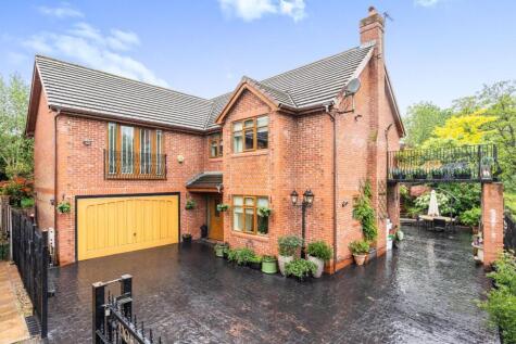 Wood Lea Chase, Pendlebury, Swinton, Manchester