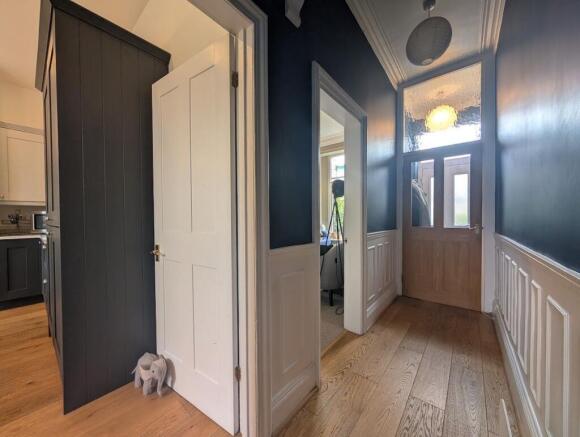 4 bed Terraced for sale Image 10