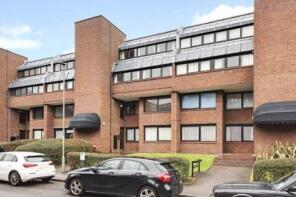 126, Britten Close, Golders Green, London NW11 7HW