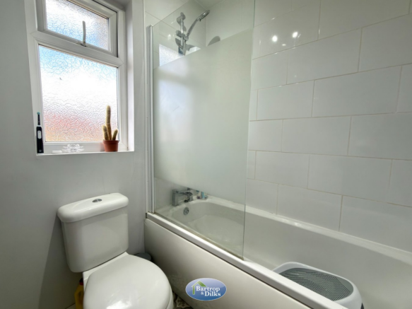 South Avenue, Worksop, S80 photo 3