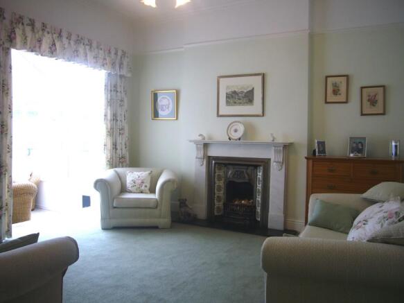 RECEPTION ROOM 2