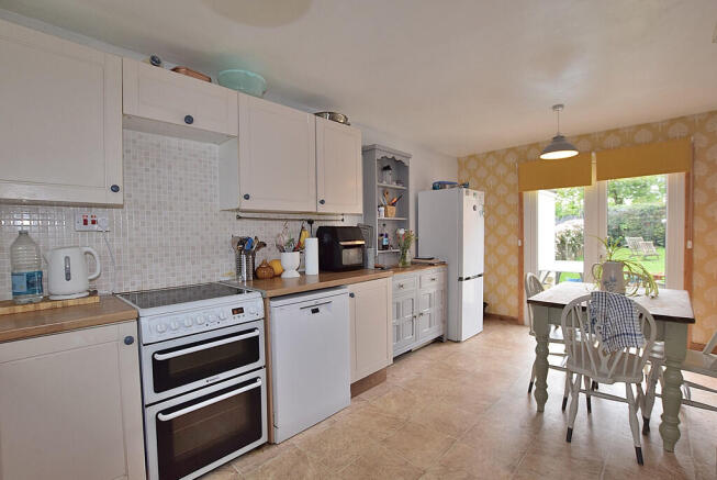 3 bed End of Terrace for sale Image 5