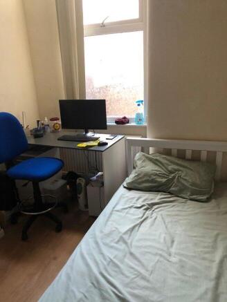 ashfield-road-m13-0yp-947096