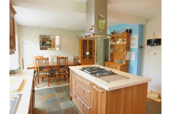 Kitchen / Breakfast