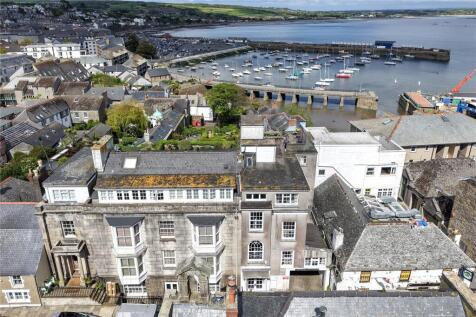 St Michaels Court, Chapel Street, Penzance, TR18