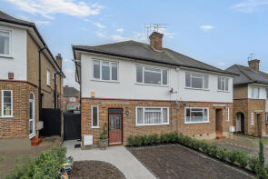 20, Holwell Place, Pinner HA5 1DX