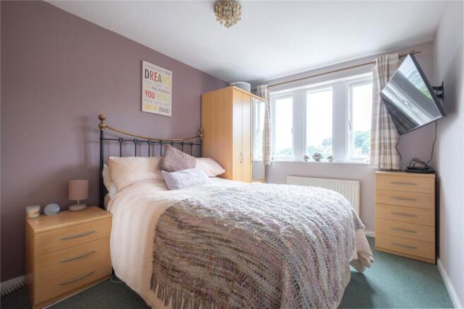 3 bed Semi-Detached for sale Image 10