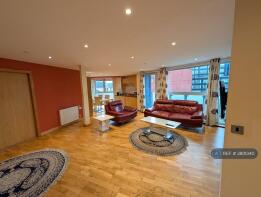 Flat 1/3, 36, Ingram Street, Glasgow G1 1EZ