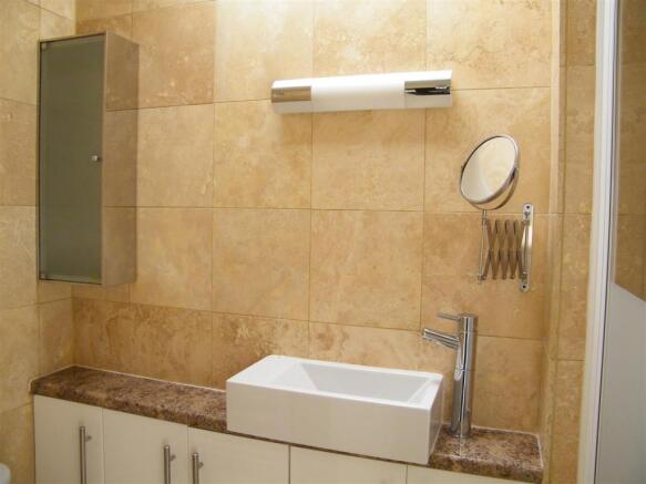 ENSUITE SHOWER ROOM